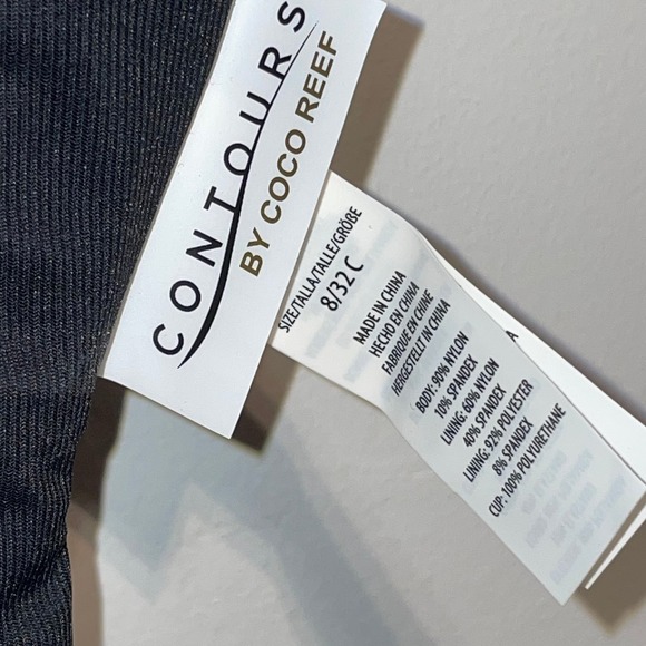 Coco Reef Contours Solitaire Printed One-Piece Swimsuit - Black 8/32C - Picture 9 of 9